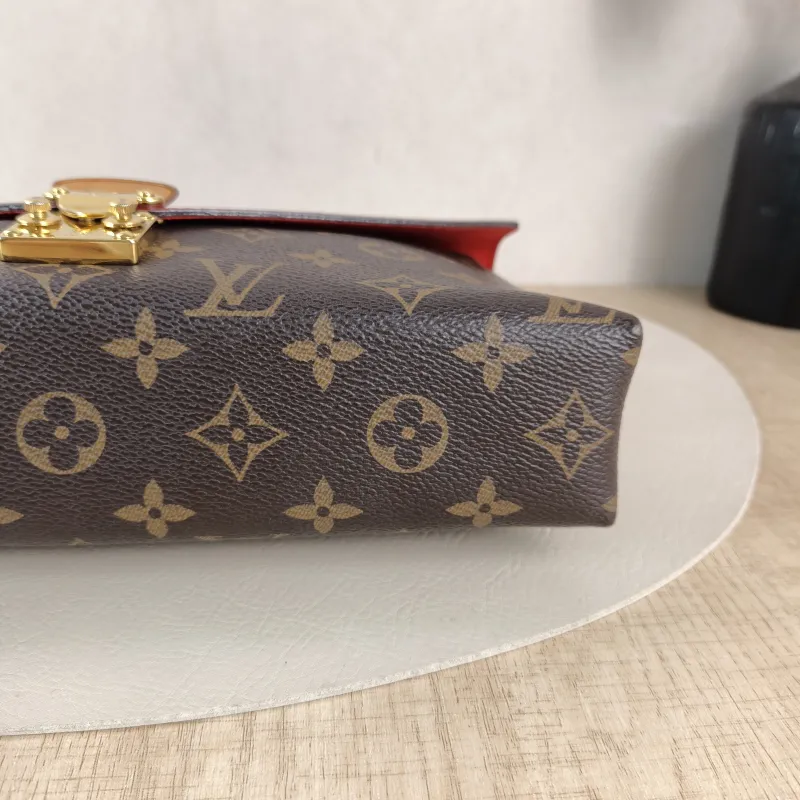 Louis Vuitton Shoulder Bag Pallas Chain Chain Bag Red PVC 26 × 6 × 17 cm — detail view 8 of 11