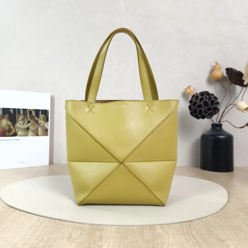 LOEWE Crossbody Bag Puzzle Fold Shopping Tote Yellow Calfskinmini16.5 × 9.5 × 20 cm