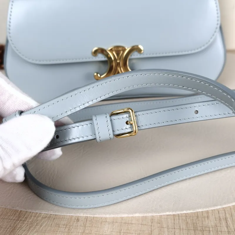 CELINE Crossbody Bagteen lola Crossbody Bag Blue Calfskin20 × 8.5 × 11.5 cm — detail view 1 of 12