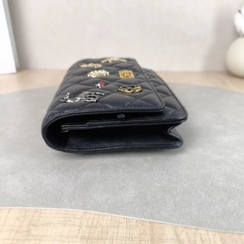 Chanel Crossbody Bag Edition2.55 woc Black Calfskin Mini 19.2 × 3.5 × 12.3 cm 24 — detail view 7 of 10