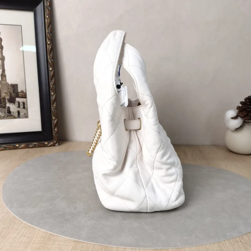 Chanel Top Handle Bag25p hobo White Calfskin24 × 10 × 14 cm — detail view 5 of 14