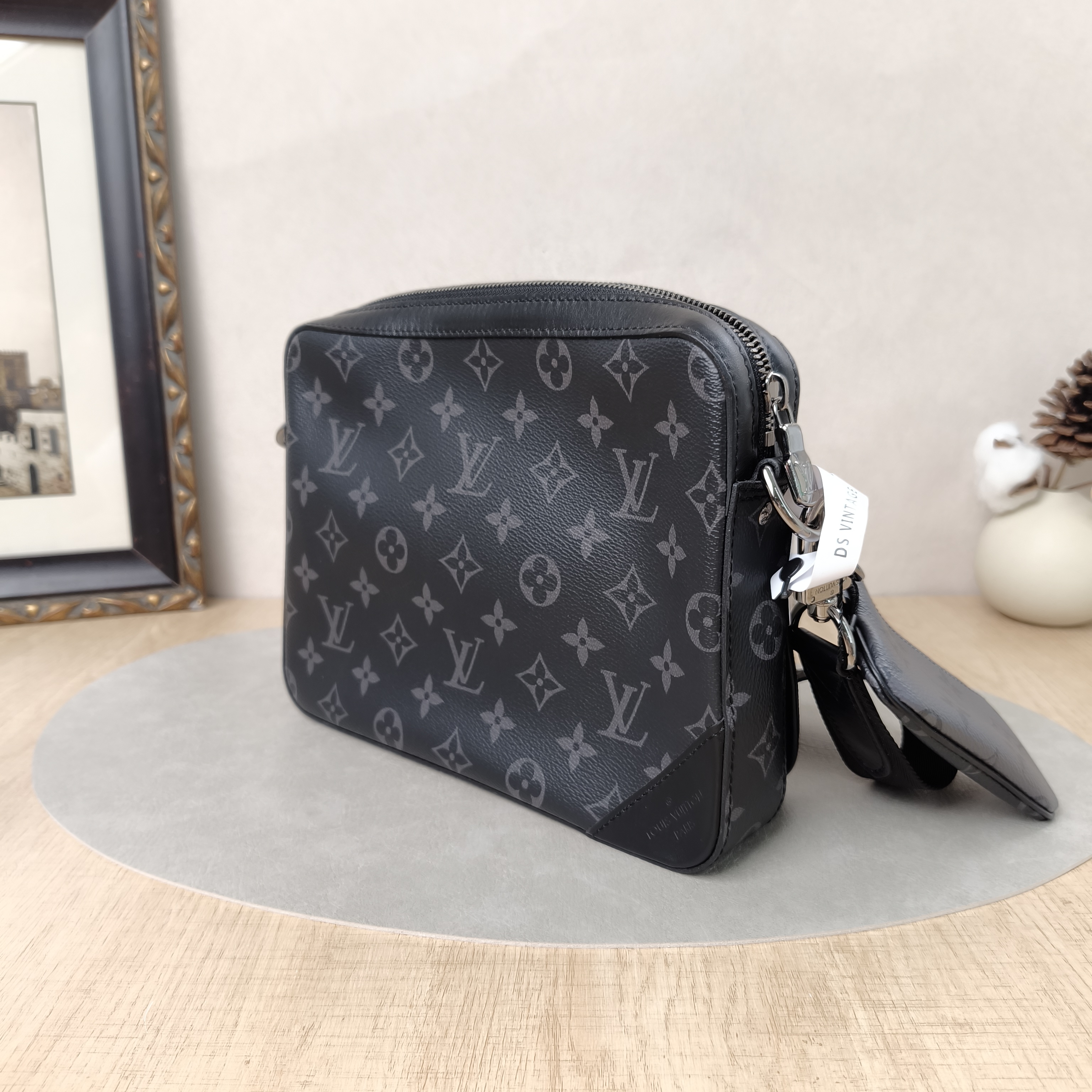 Louis Vuitton Crossbody Bag Trio Monogram PVC25 × 7 × 18.5 cm — cover view 4 of 6
