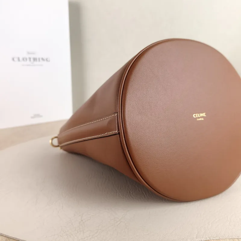 CELINE Crossbody Bag Teen Bucket 16 Bucket Bag Caramel Calfskin Small 16 × 16 × 18 cm — detail view 7 of 10