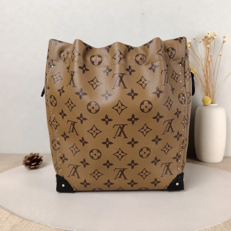 Louis Vuitton Shoulder Bag NOÉ TRUNK Monogram PVC Small 23 × 8 × 27 cm — cover view 3 of 5