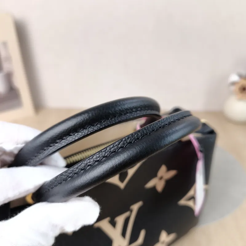Louis Vuitton Crossbody Bag PETIT PALAIS Tote Bag Monogram Empreinte Embossed Calfskin Small 29 × 12.5 × 18 cm — detail view 9 of 13