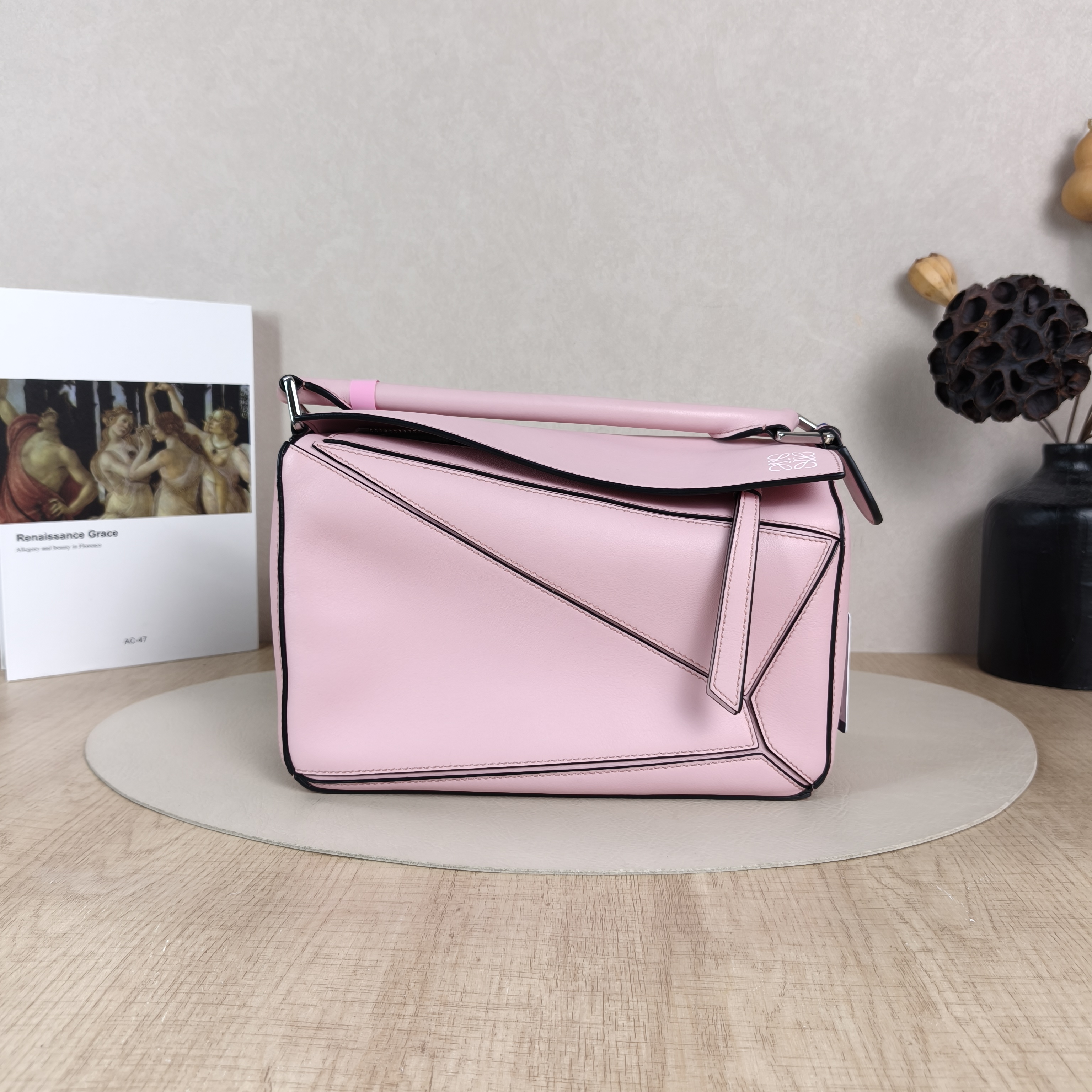 LOEWE Crossbody Bag Puzzle Pink CC alfskin Small24 × 10.5 × 16.5 cm