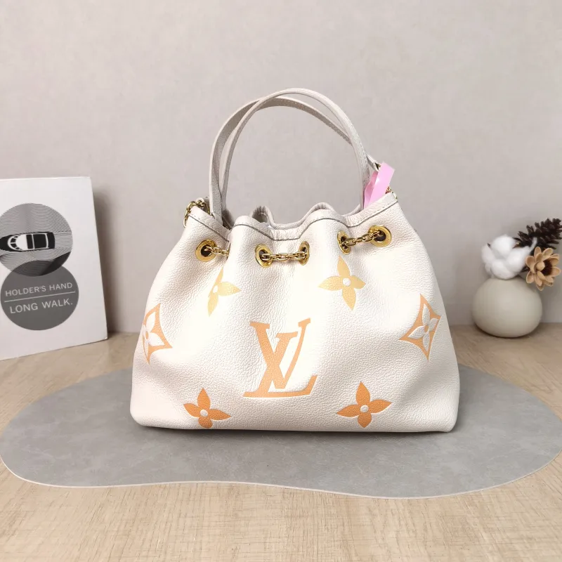 Louis Vuitton Crossbody Bag BUNDLE Beige Empreinte Embossed Calfskin Medium 28 × 11.5 × 20 cm — cover view 6 of 6