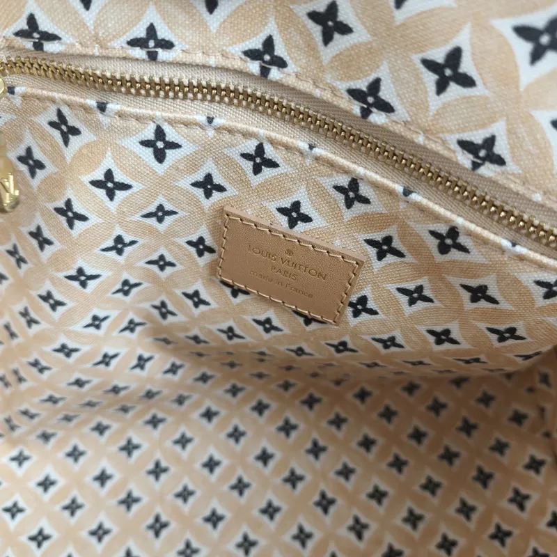 Louis Vuitton Top Handle Bag Speedy25 PVC One Size 25 × 15 × 19 cm — detail view 3 of 11