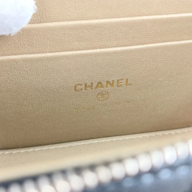 Chanel Crossbody Bag Edition Box Bag Cosmetic Bag Black Lambskin 17 × 8 × 9.5 cm — detail view 7 of 14