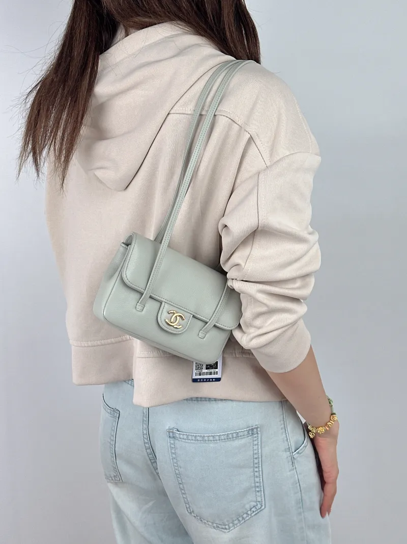 Chanel Shoulder Bag 26p preppy coco Green Grained Calfskin Mini 17 × 5 × 11.5 cm — on-model view 2 of 2