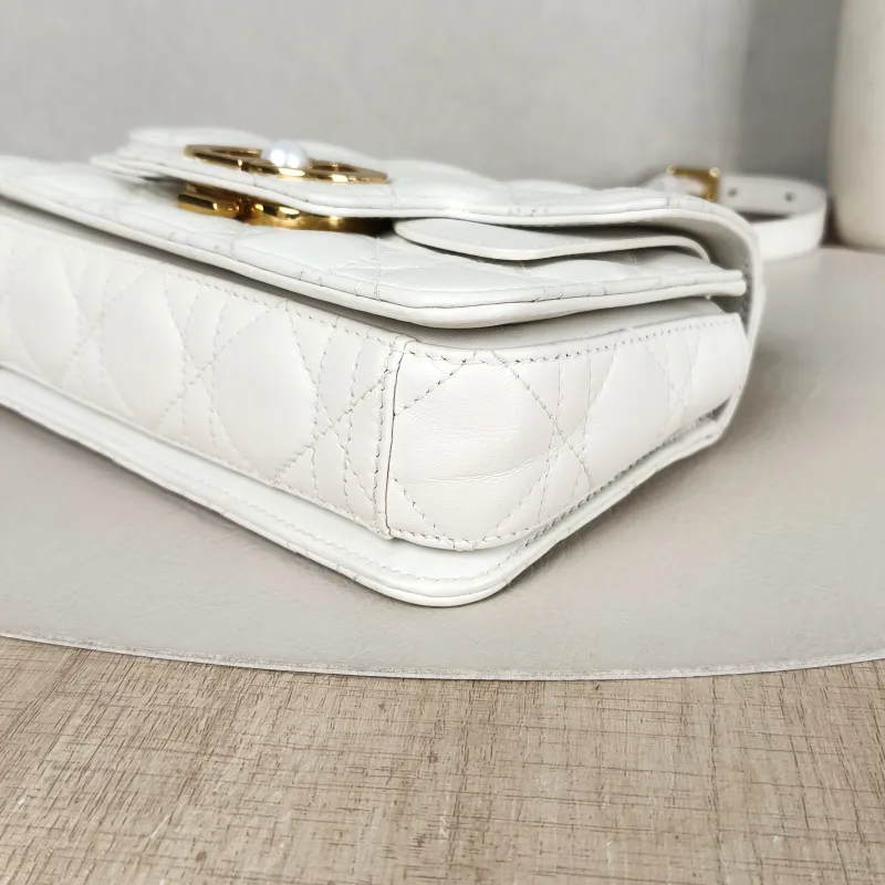 DIOR Crossbody Bag Jolie Top Handle Pearl Crossbody Bag White Calfskinmini19 × 7 × 12 cm — detail view 4 of 14