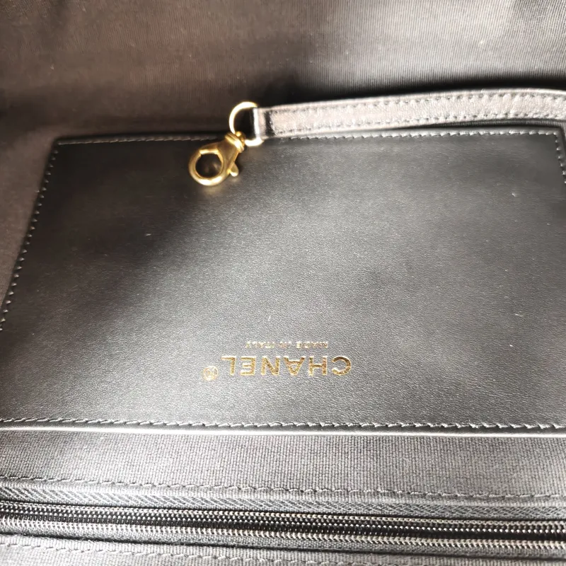 Chanel Shoulder Bag Tote Bag Black Lambskin One Size 30 × 10 × 23 cm — detail view 11 of 11