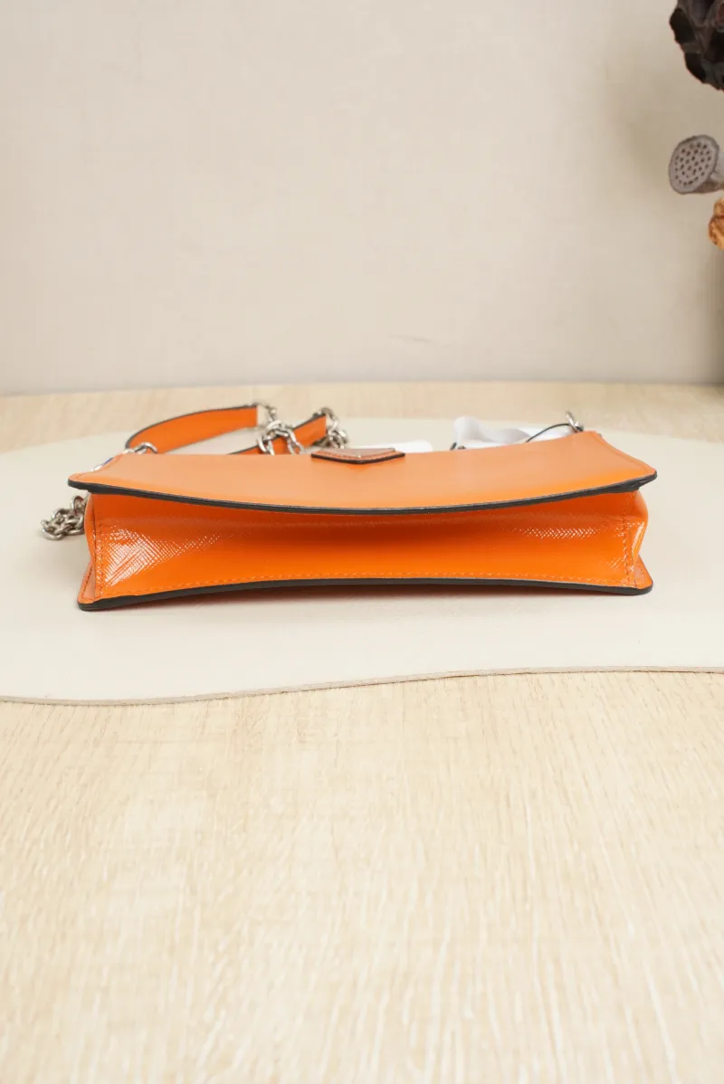 PRADA Crossbody Bag Crossbody Bag Clutch Patent Leather One Size20 × 5 × 12 cm — cover view 6 of 7