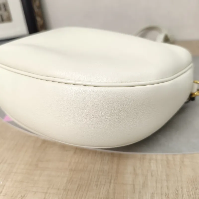 CELINE Crossbody Bag TEEN LULU hobo White Calfskin Small21 × 5 × 24 cm — detail view 13 of 19