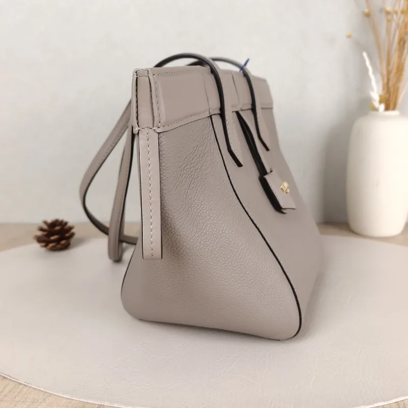 FENDI Crossbody Bagorigami Grey Calfskinmini18.5 × 15 × 15 cm — detail view 2 of 11