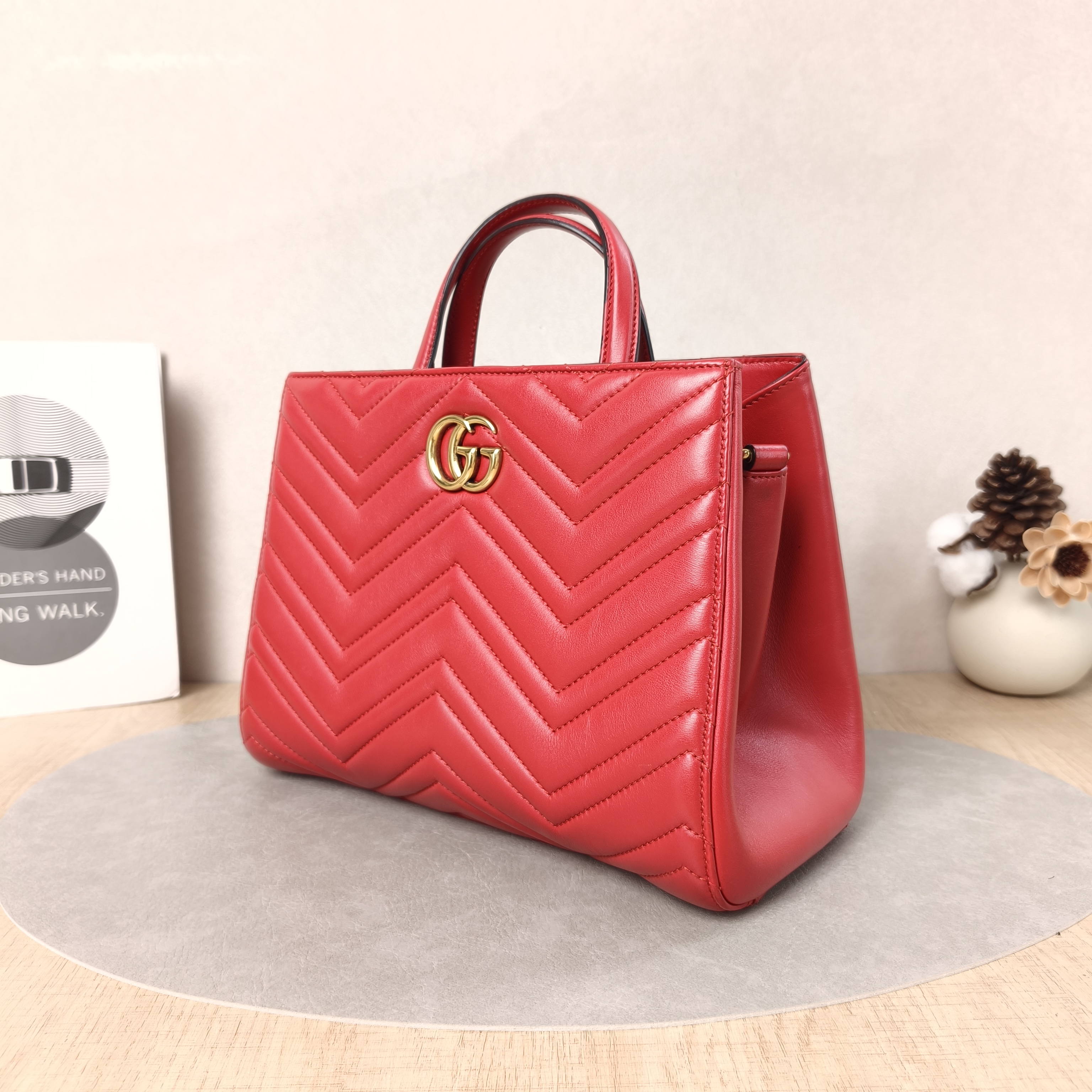 GUCCI Crossbody Bag GG Marmont Marmont tote Red Calfskin Small25 × 12 × 20 cm — cover view 3 of 5