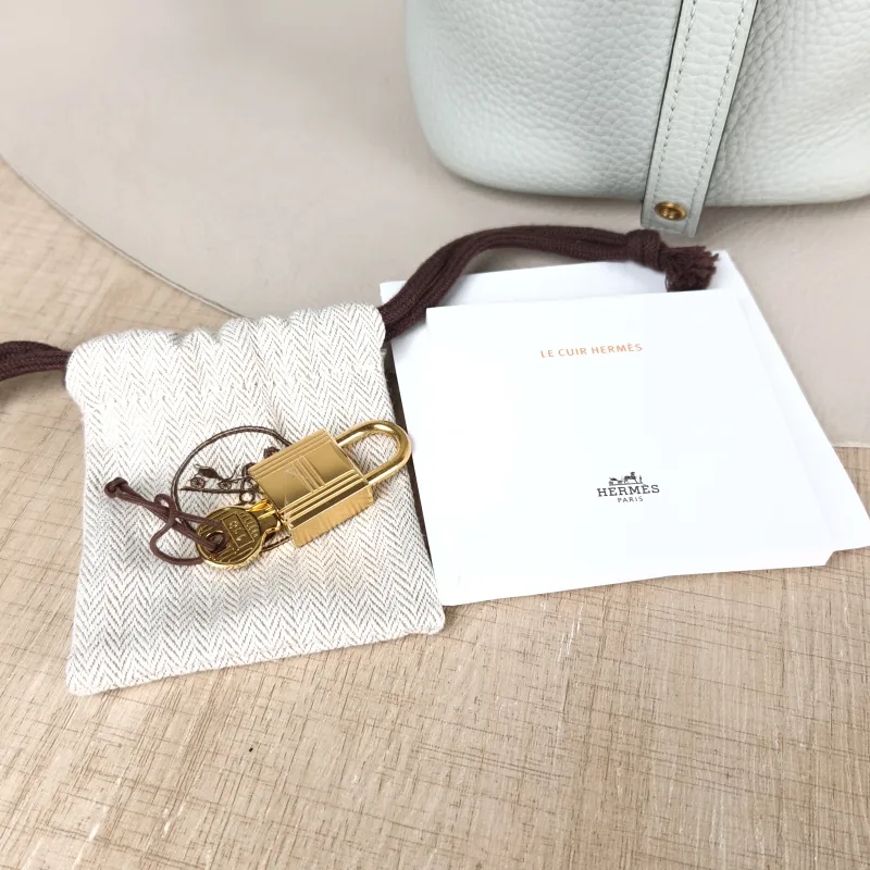 Hermès Top Handle Bag Picotin Lock 18 18 TC Calfskin Small 18 × 13 × 18 cm B — detail view 2 of 11