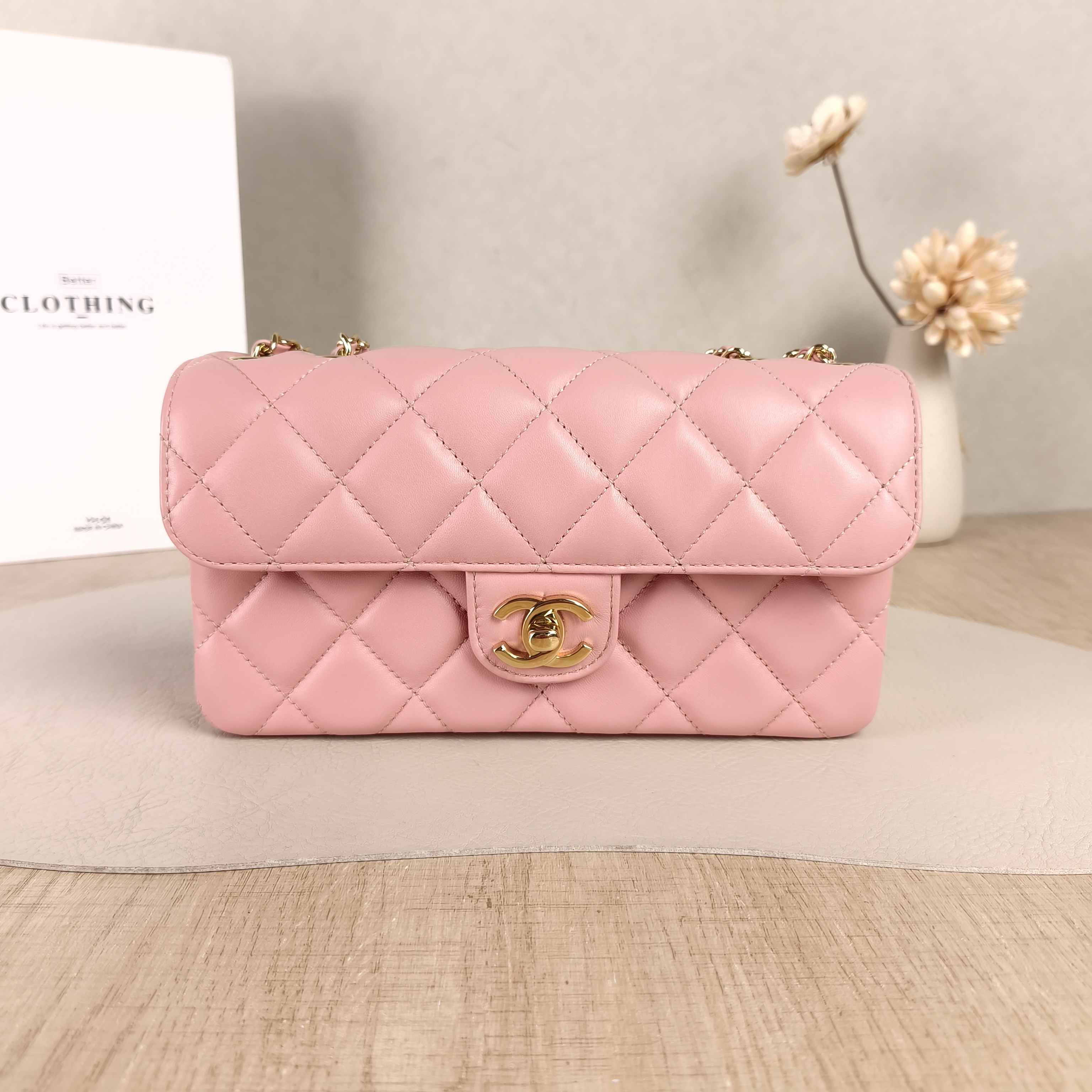 Chanel Crossbody Bag26a Collection Baguette Bag Pink Lambskin Small21.5 × 4 × 12 cm