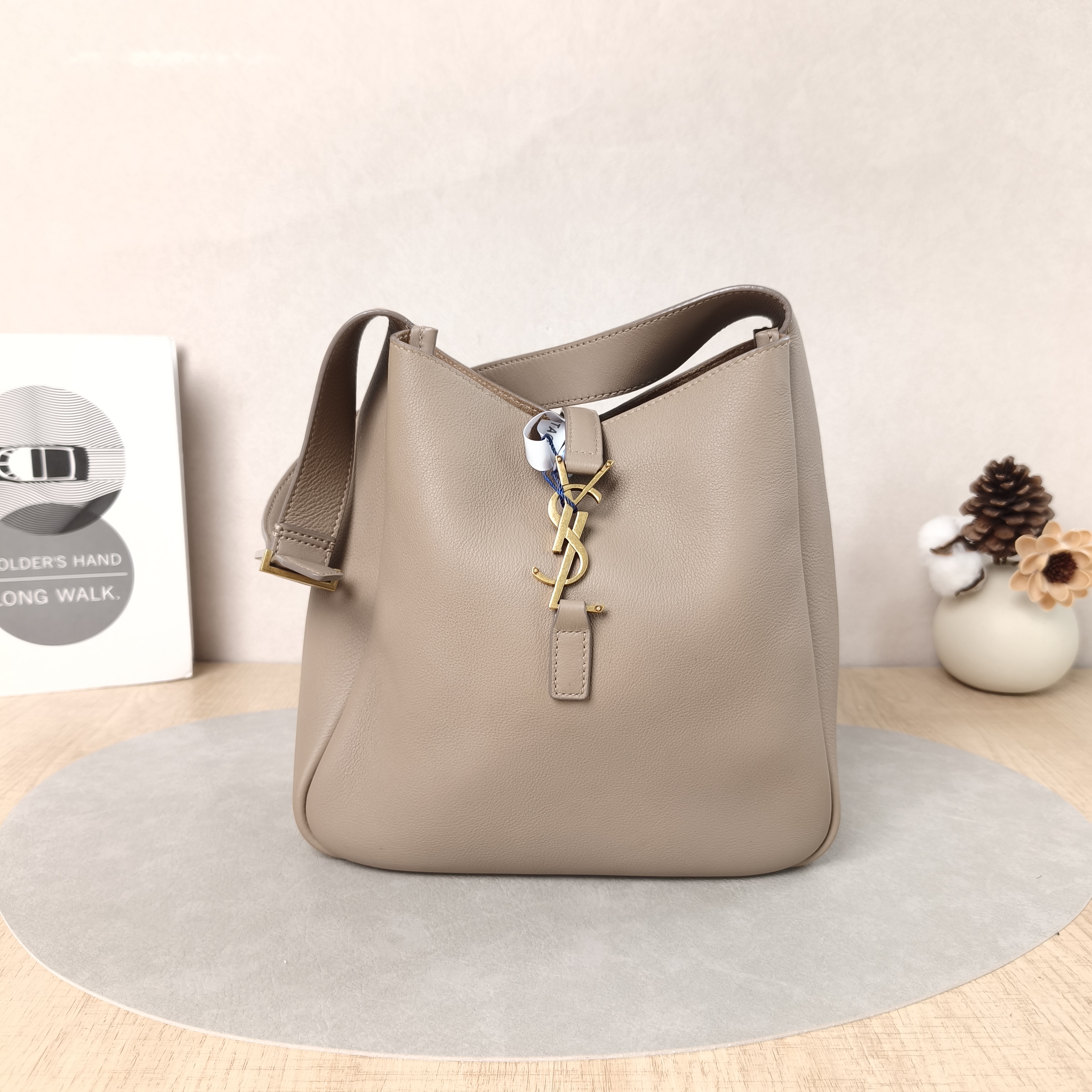 SAINT LAURENT Shoulder Bag LE 5 À 7 Hobo Grey Calfskin Small22 × 8.5 × 23 cm