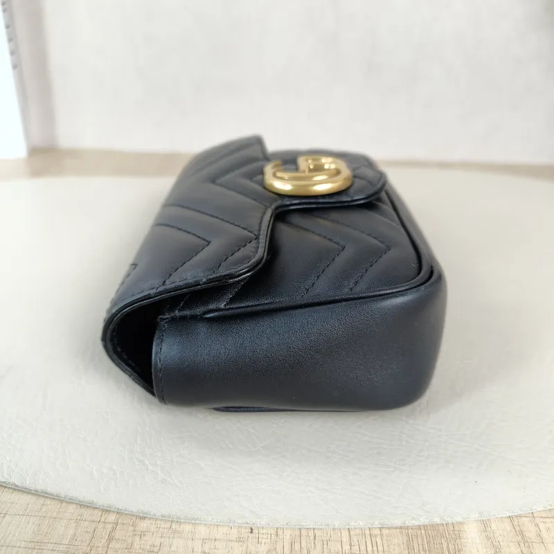 GUCCI Crossbody Bag GG Marmont Mini Marmont Mini Black Calfskinmini16.5 × 4.5 × 9.5 cm — detail view 8 of 11