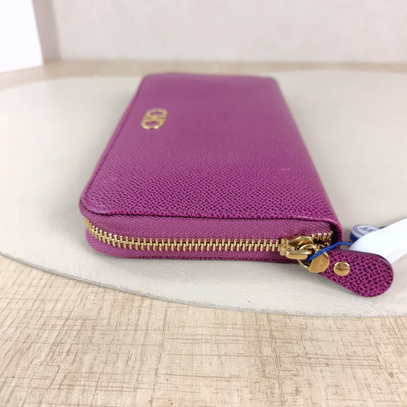 FERRAGAMO Wallet Wallet Calfskin One Size19 × 2 × 10.5 cm — detail view 9 of 11
