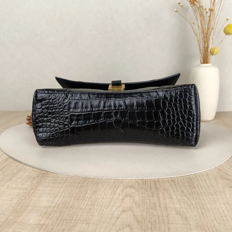 BALENCIAGA Shoulder Bag DOWNTOWN Black Calfskin Small30 × 10 × 17.5 cm — cover view 4 of 5