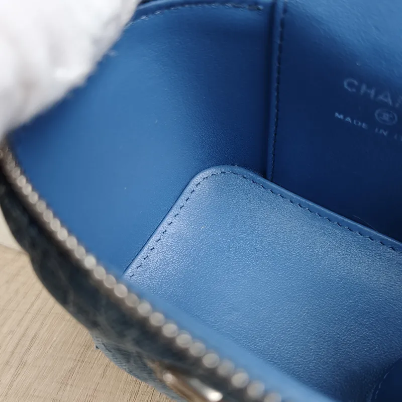 Chanel Crossbody Bag23p Edition Blue nano10 × 7 × 9 cm — detail view 4 of 12