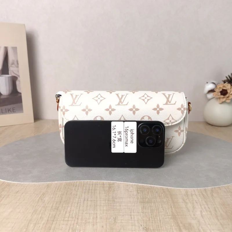 Louis Vuitton Crossbody Bag IVY · Beige PVC Small 23.5 × 4.3 × 12 cm — cover view 4 of 6