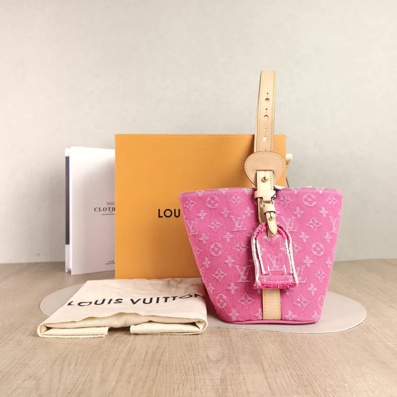Louis Vuitton Top Handle Bag ALL IN BB BB 16 × 12 × 18 cm — cover view 5 of 6