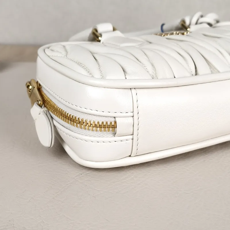 Miumiu Top Handle Bag Arcadie MatelasséCollection Edition White Lambskin mini19 × 5 × 10 cm — detail view 1 of 13