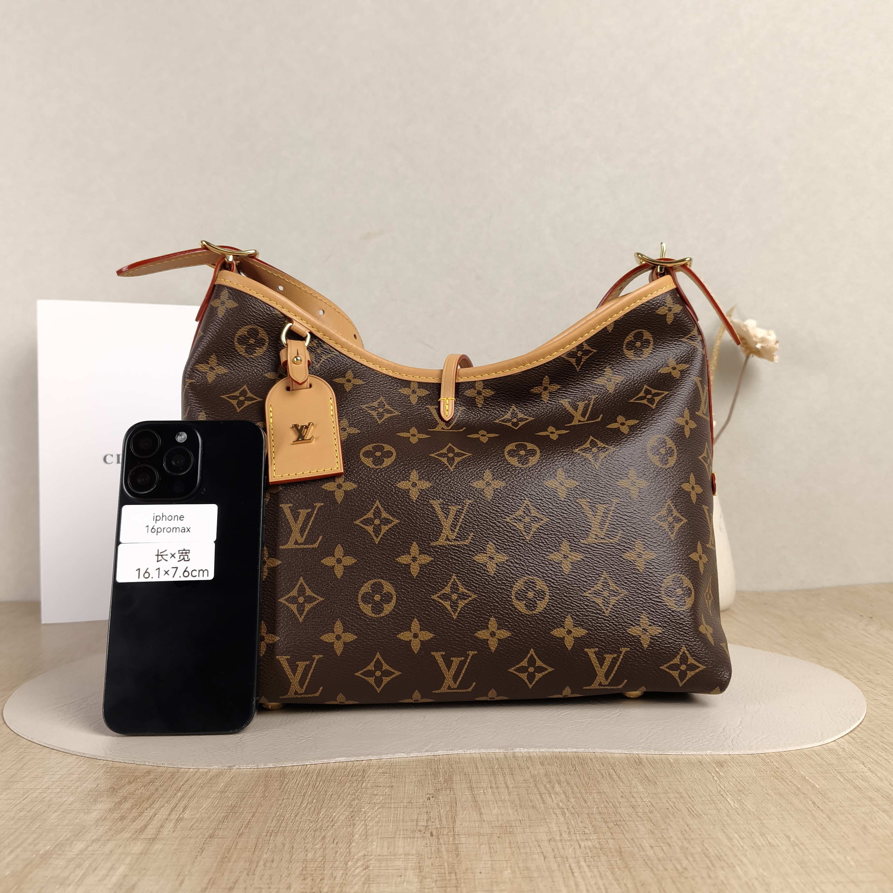 Louis Vuitton Crossbody Bag Carryall Monogram PVC Small29 × 12 × 24 cm — cover view 2 of 5