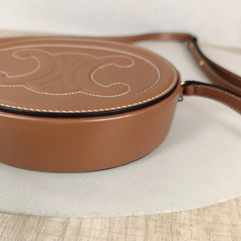 CELINE Crossbody Bag Cuir Triomphe Brown Calfskin Small 16 × 4 × 12.5 cm — detail view 4 of 12