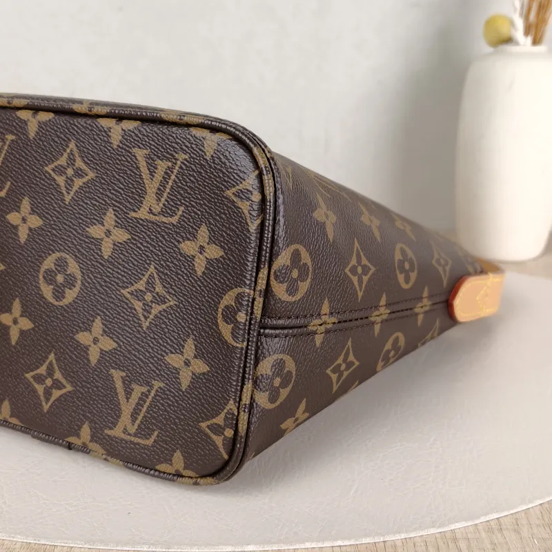 Louis Vuitton Top Handle Bag ALL IN BB Monogram PVCBB16 × 12 × 18 cm — detail view 9 of 10