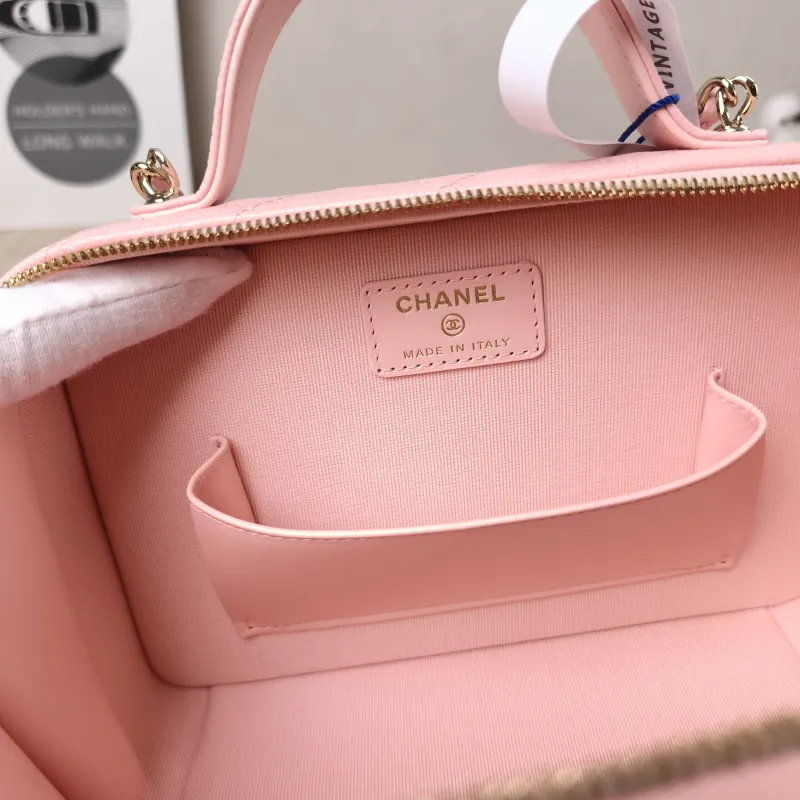 Chanel Crossbody Bag25b Pink Calfskinmini19.5 × 8.5 × 12 cm — detail view 5 of 14