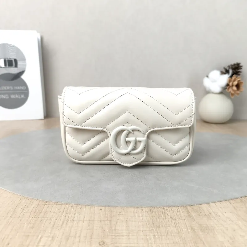 GUCCI Shoulder Bag GG Marmont Mini Marmont Mini g White Calfskin Mini 16.5 × 4.5 × 9.5 cm