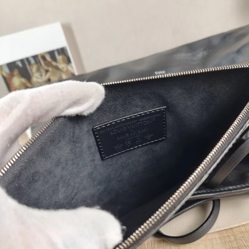 Louis Vuitton Crossbody Bag Carryall Vibe Black · Multicolore SL ambskin Medium 39 × 15 × 30 cm — detail view 10 of 13
