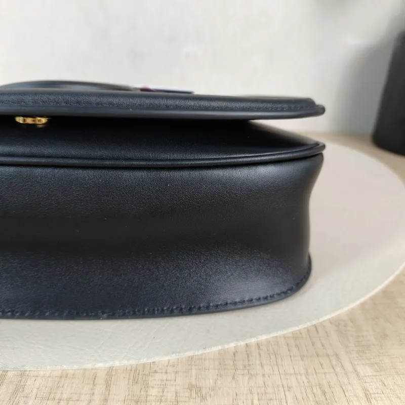 GUCCI Crossbody Bag blondie Top Handle Crossbody Bag Black Calfskin Small 26.5 × 8.5 × 16.5 cm — detail view 2 of 12
