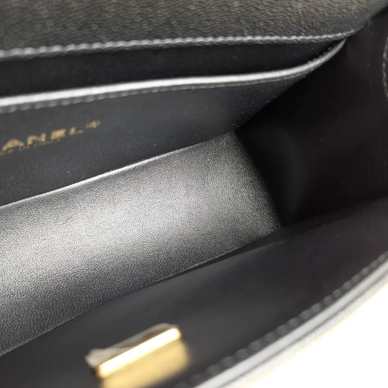 Chanel Crossbody Bag Le Boy​ Black Grained Calfskin Medium 25 × 9 × 15 cm — detail view 3 of 11