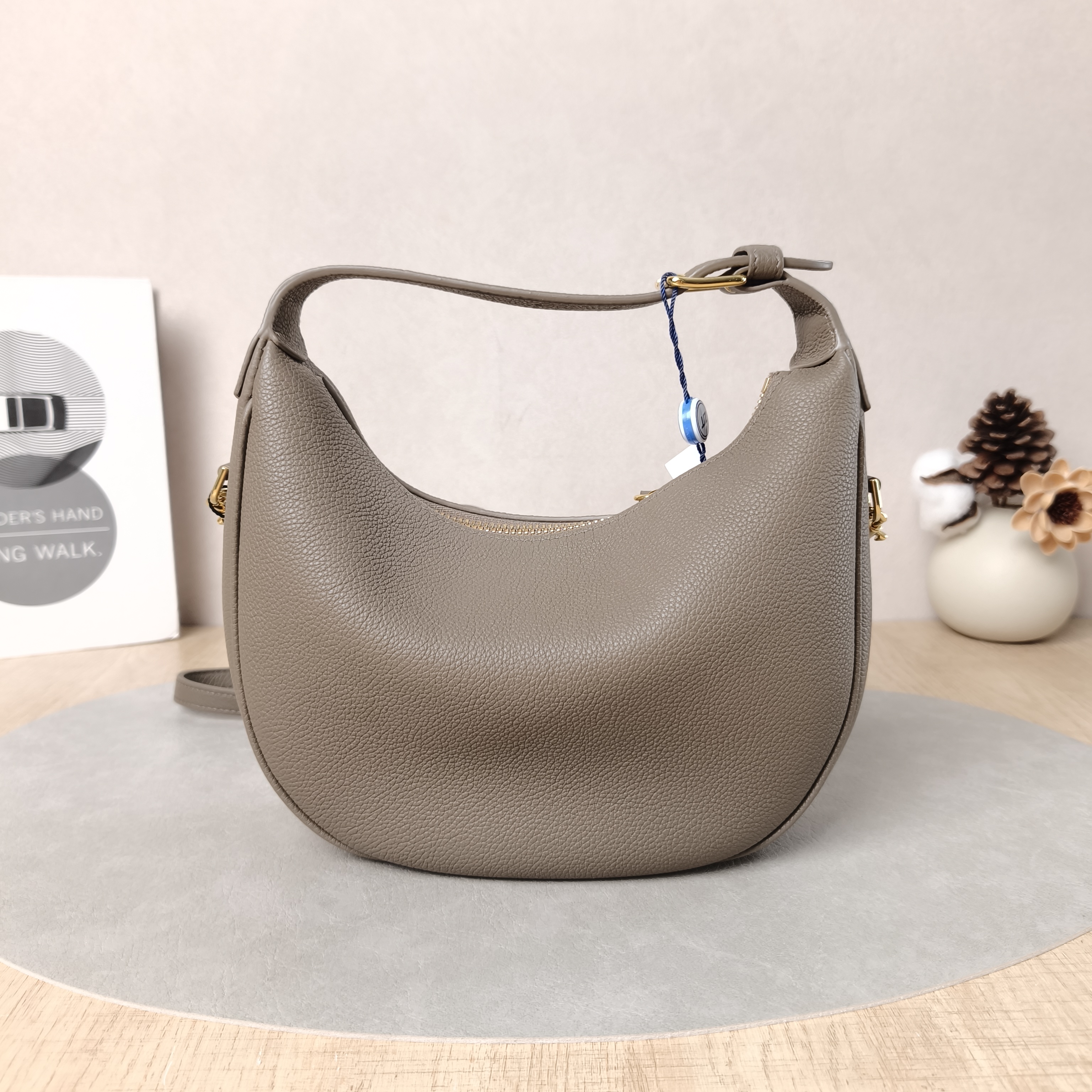 CELINE Crossbody Bag TEEN LULU hobo Grey Calfskin Small21 × 5 × 24 cm — cover view 6 of 6