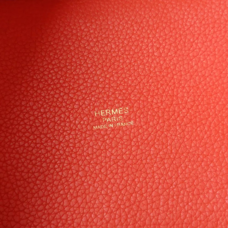 Hermès Top Handle Bag Picotin Lock 18 18S3 Red TC Calfskin Small18 × 13 × 18 cm — detail view 7 of 10