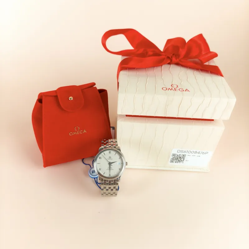 OMEGA Watch · Collection Watch White One Size White 35 — cover view 8 of 8