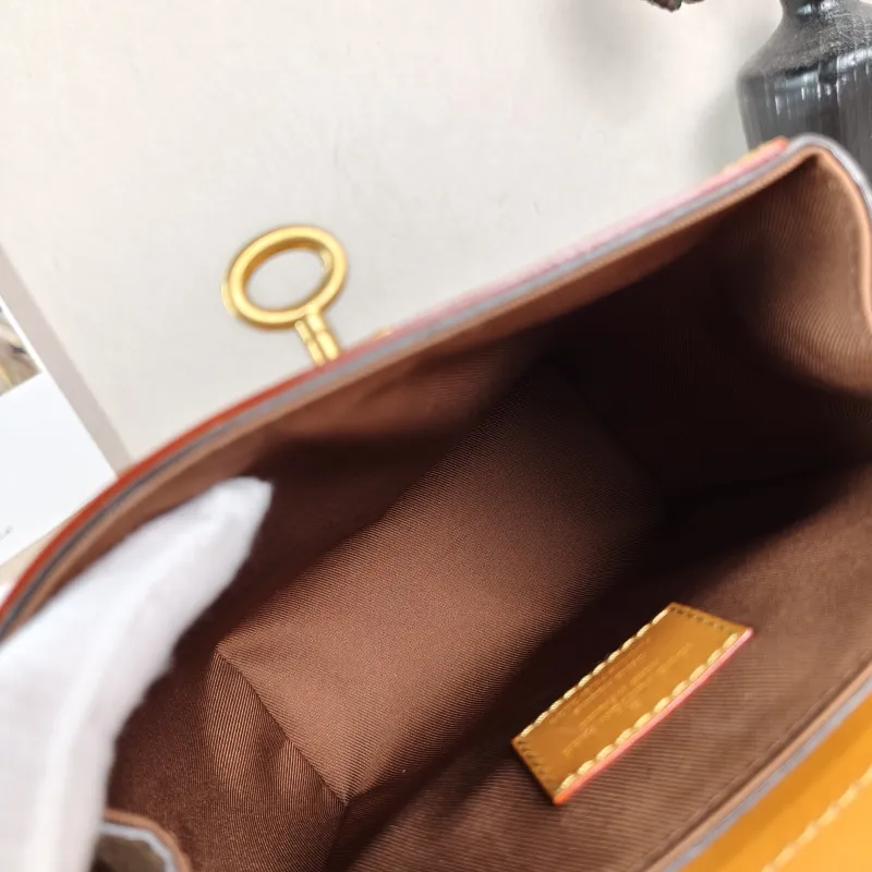 Louis Vuitton Crossbody Bag Steamer 15 Shoulder Bag Brown PVC · Calfskin One Size 16.5 × 8.5 × 20 cm — detail view 6 of 11