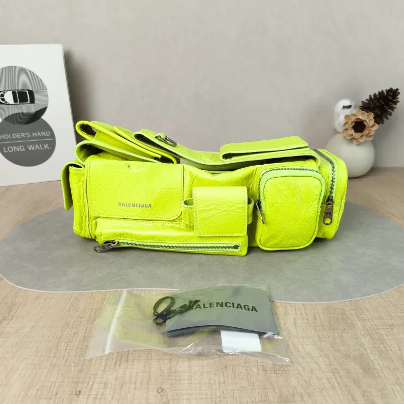 BALENCIAGA Shoulder Bag Superbusy Shoulder Bag Lambskin Mini 33 × 11 × 12 cm — cover view 3 of 6