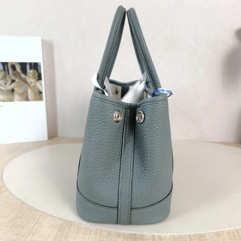 Hermès Top Handle Bag Neo Garden 23 Mini 63 Negonda Calfskin Mini 23 × 10 × 16 cm k — detail view 4 of 9