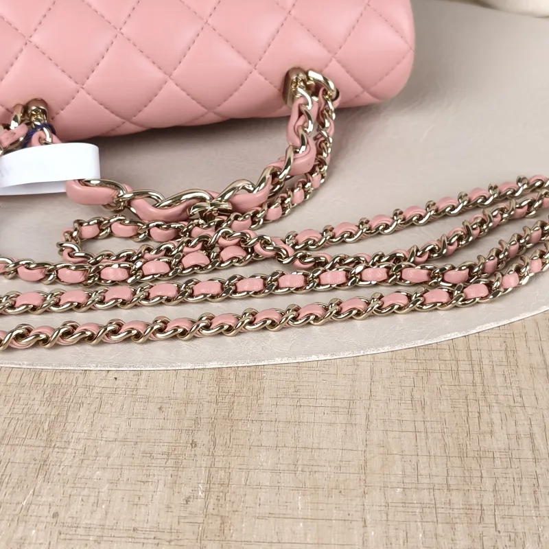 Chanel Crossbody Bag23k logo mini Pink Lambskin mini20 × 6 × 12 cm — detail view 13 of 14