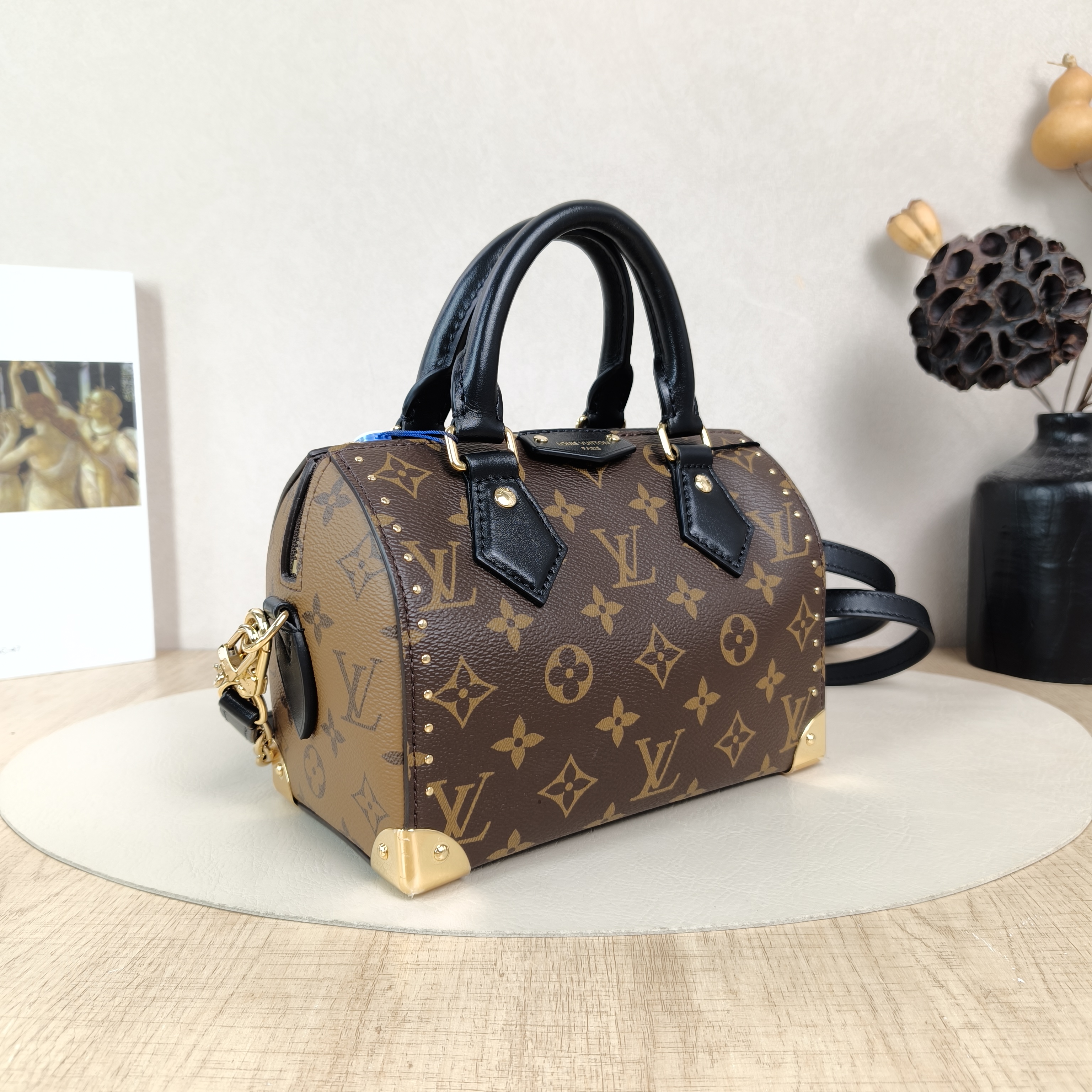 Louis Vuitton Crossbody Bag Speedy Trunk 20Monogram PVC Small20.5 × 11 × 13.5 cm — cover view 5 of 6