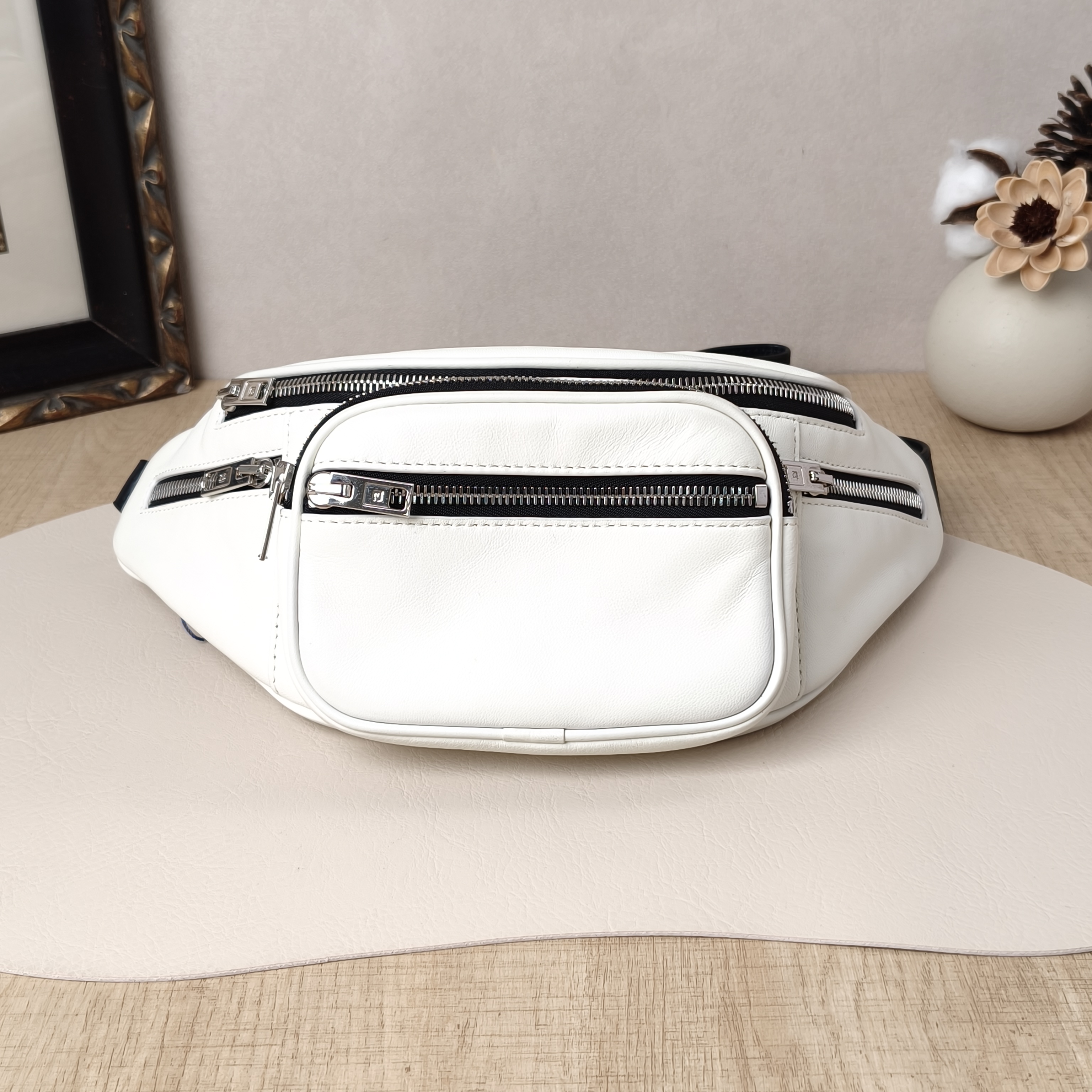 Alexander Wang Attica Collection Belt Bag White Lambskin One Size32 × 10 × 15 cm