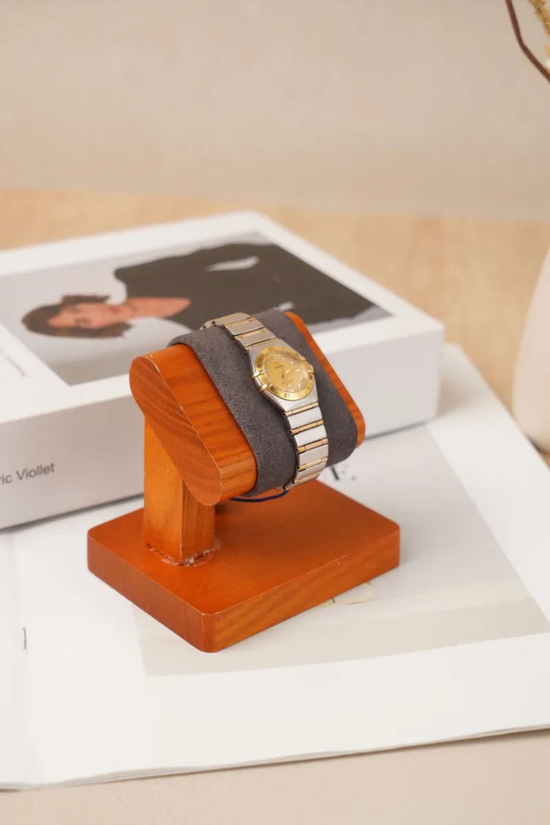 OMEGA Watch Collection Watch Gold One Size 22.5mm — cover view 6 of 10