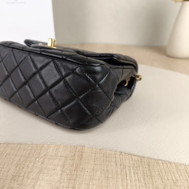 Chanel Crossbody Bag Classic Flap Mini CF Mini Black with Gold-Tone Hardware SL ambskinmini17 × 8 × 13.5 cm — detail view 2 of 12