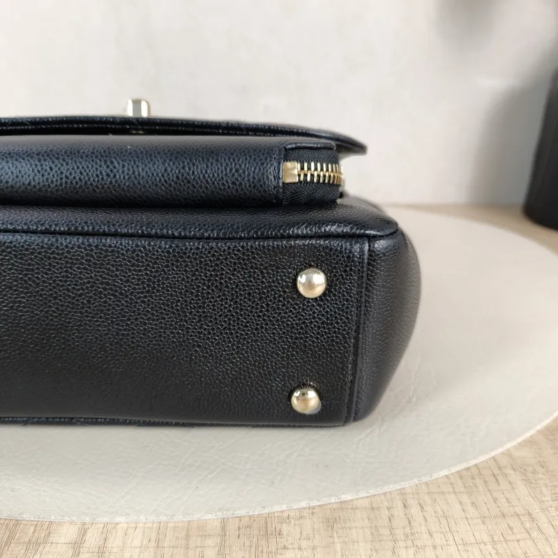 Chanel Crossbody Bag affinity Messenger Bag Black Grained Calfskin Small 19 × 7 × 14 cm 31 — detail view 14 of 14